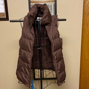 Old Navy maroon vest